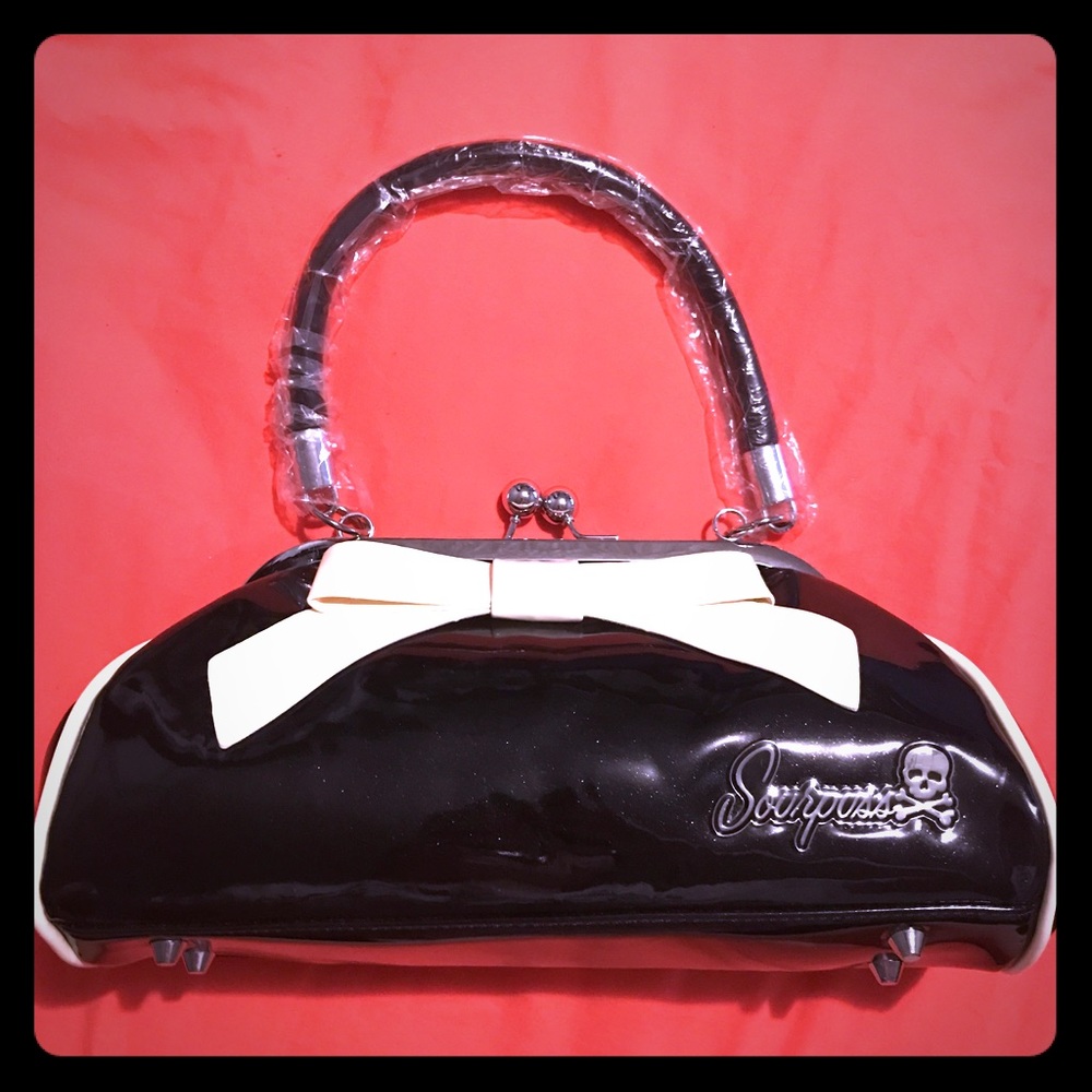 Sourpuss White & Black Floozy Rockabilly Purse